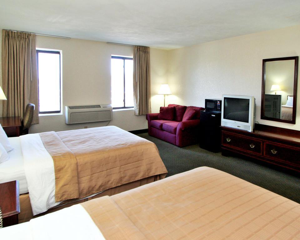 Quality Inn Waynesboro - Skyline Drive Εξωτερικό φωτογραφία