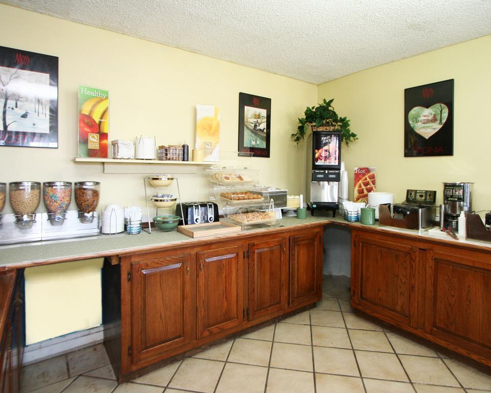 Quality Inn Waynesboro - Skyline Drive Εξωτερικό φωτογραφία