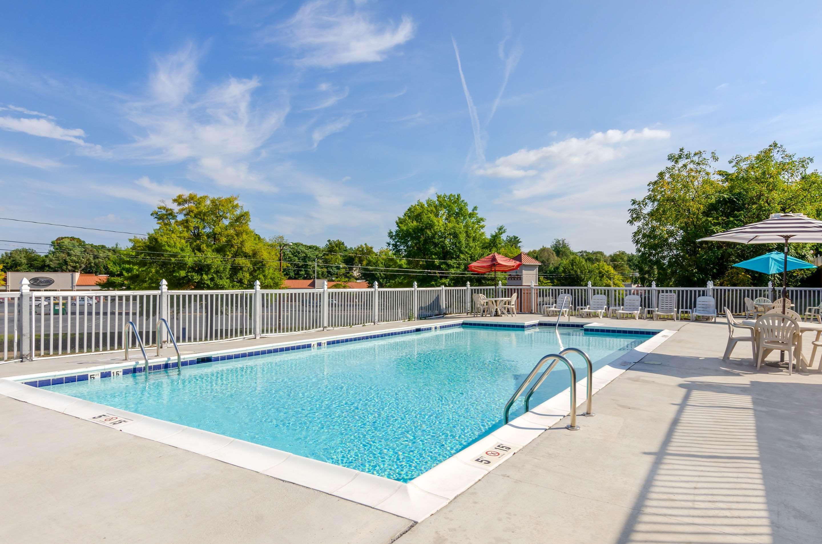 Quality Inn Waynesboro - Skyline Drive Εξωτερικό φωτογραφία