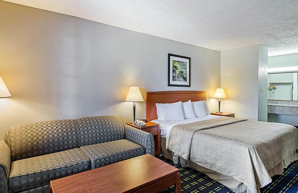 Quality Inn Waynesboro - Skyline Drive Εξωτερικό φωτογραφία