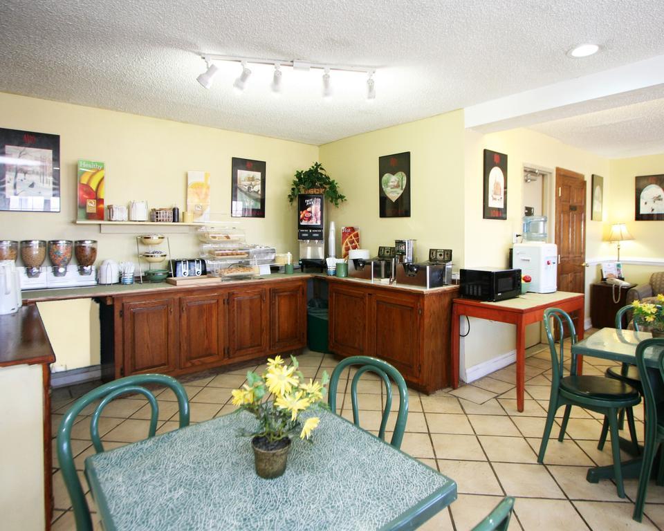 Quality Inn Waynesboro - Skyline Drive Εξωτερικό φωτογραφία